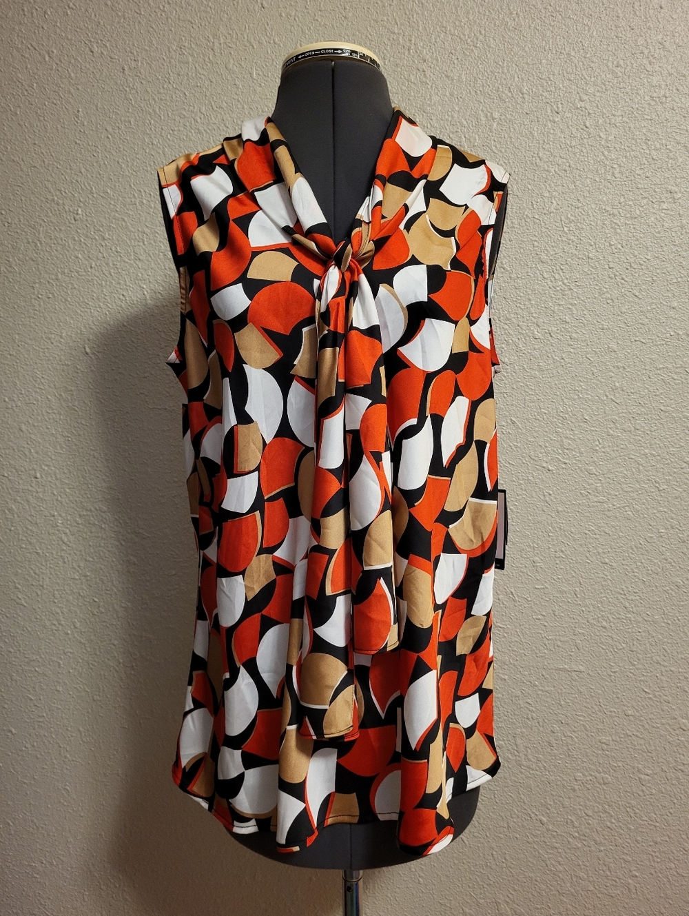 NWT Nine West Paris Poppy Multi Neck Tie Tank Top Size Large